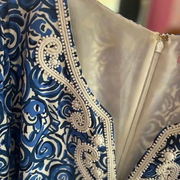 Lilly Pulitzer Size XL Dress White & Shades of Blue Polyester/Spandex 3/4 Sleeve - Picture 8 of 10